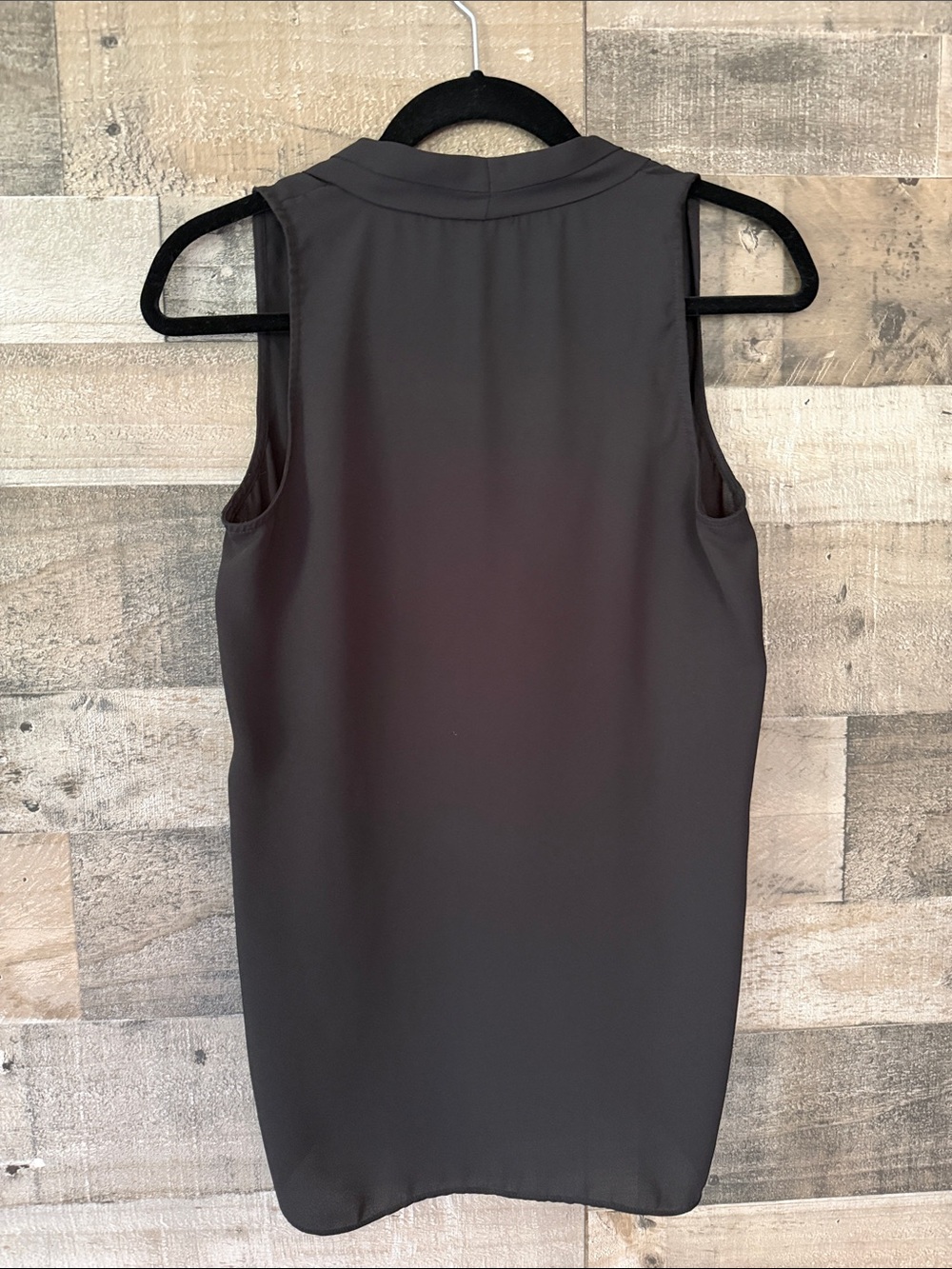 Vince Camuto Sheer Sleeveless Top Size S - Picture 13 of 14